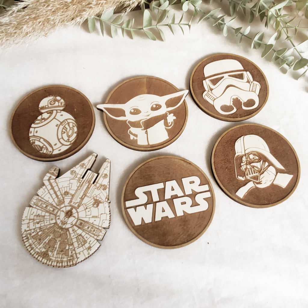 Set of 6 Star Wars Wooden Coasters - Handmade Gift - Housewarming - Wood Kitchenware - Baby Yoda - The Mandalorian