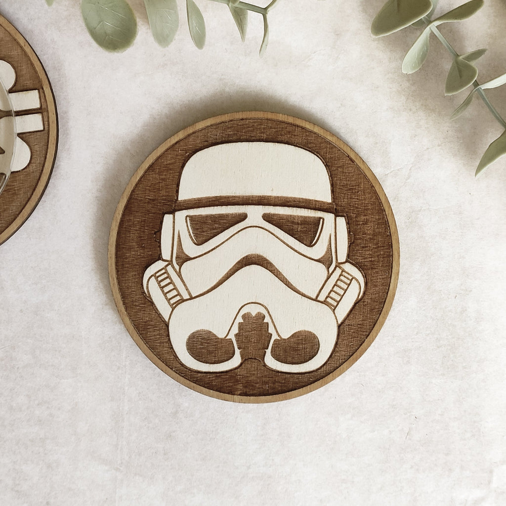 Set of 6 Star Wars Wooden Coasters - Handmade Gift - Housewarming - Wood Kitchenware - Baby Yoda - The Mandalorian