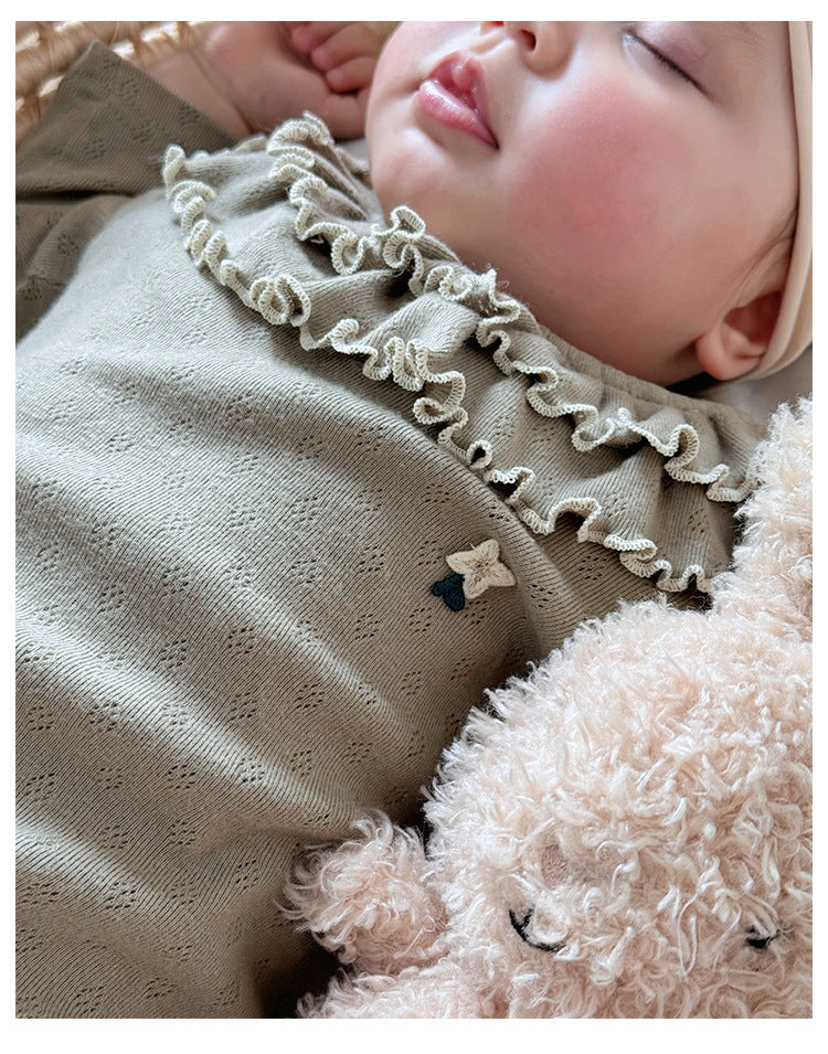 Spring Arrival Baby Girls Long Sleeves Ruffle Design Onesies Bodysuits with Simple Embroidery